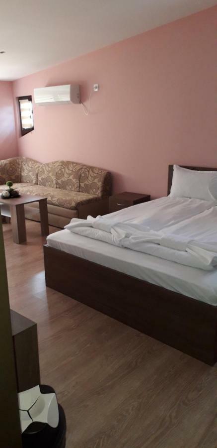Guest House Ideal Sapareva Banya Eksteriør billede